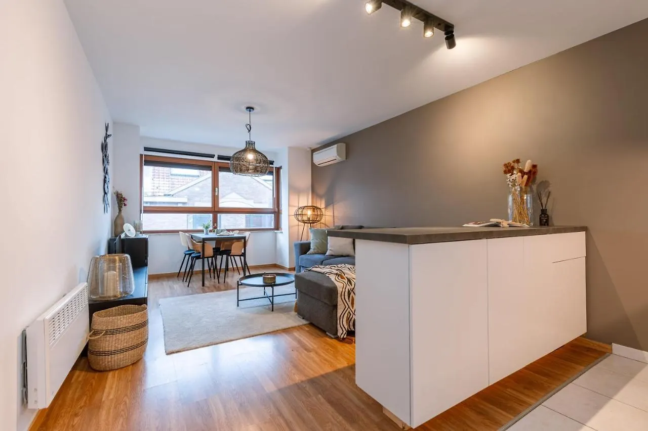 Perfectly Appointed Apartment In The Center Of Ostend Near The Beach